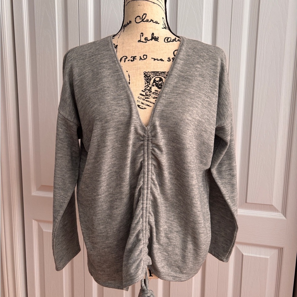 Zara Gray V-Neck Ruched Front - Picture 1 of 5